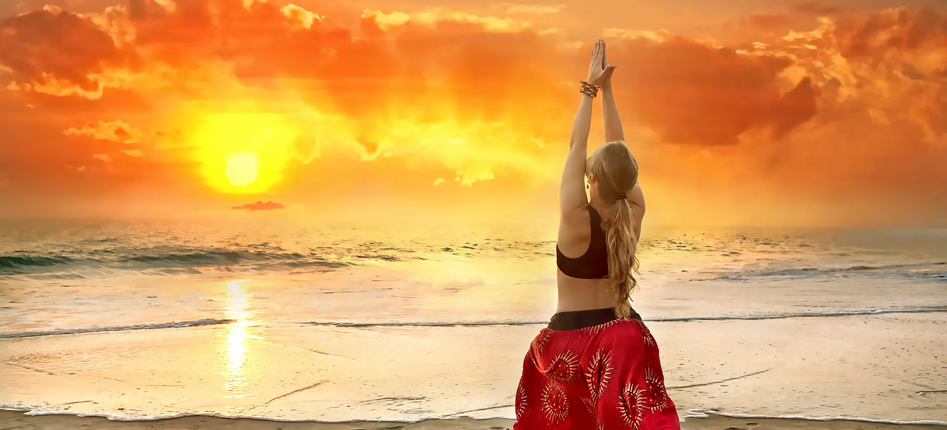 shatavariayurveda.com -SuryaNamaskarBanner